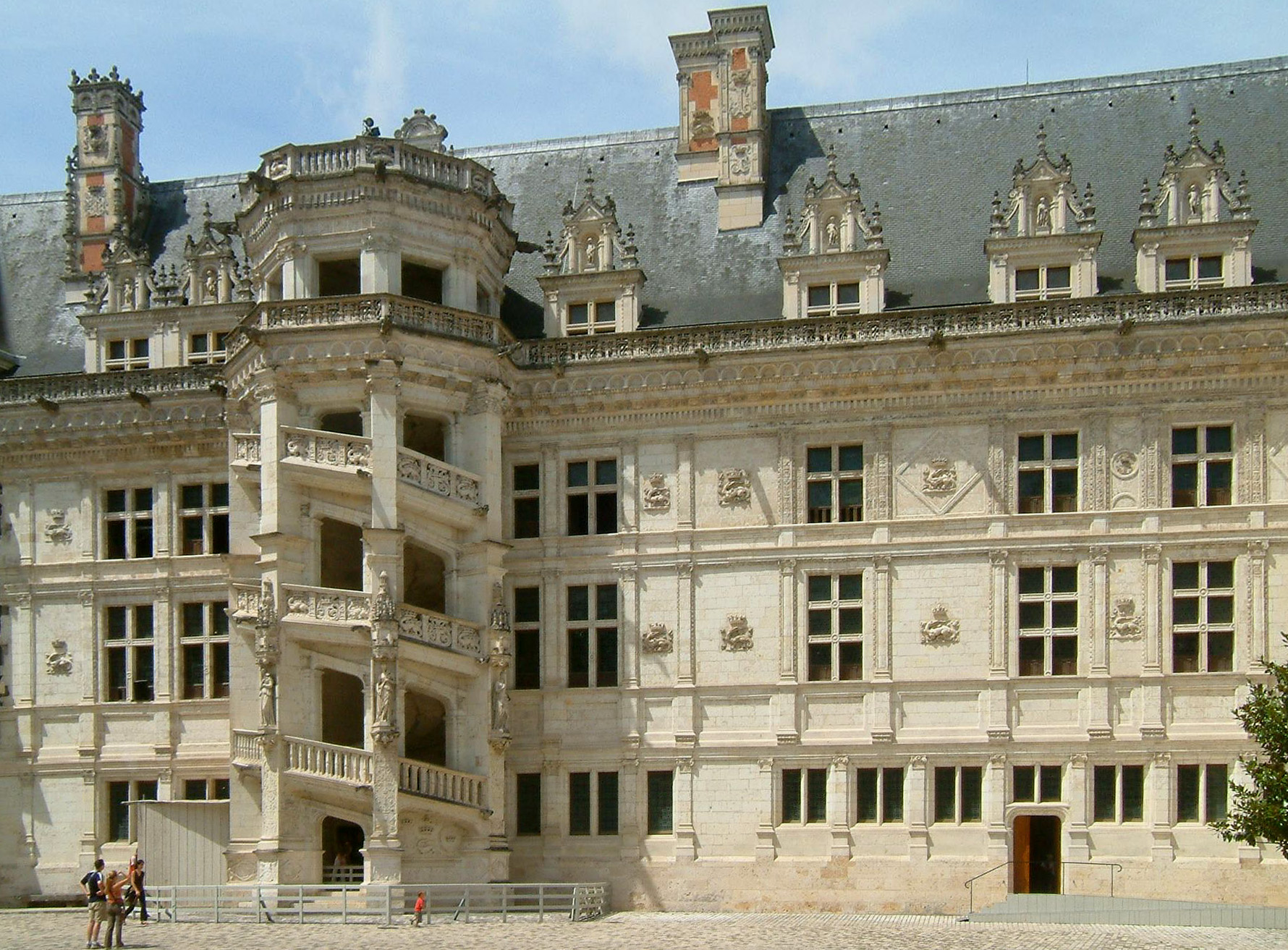 chateau_de_Blois.jpg